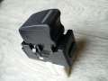 Кнопка стеклоподъёмника задняя 83071SA060, 83071SA050 Subaru Forester (S11 - SG)